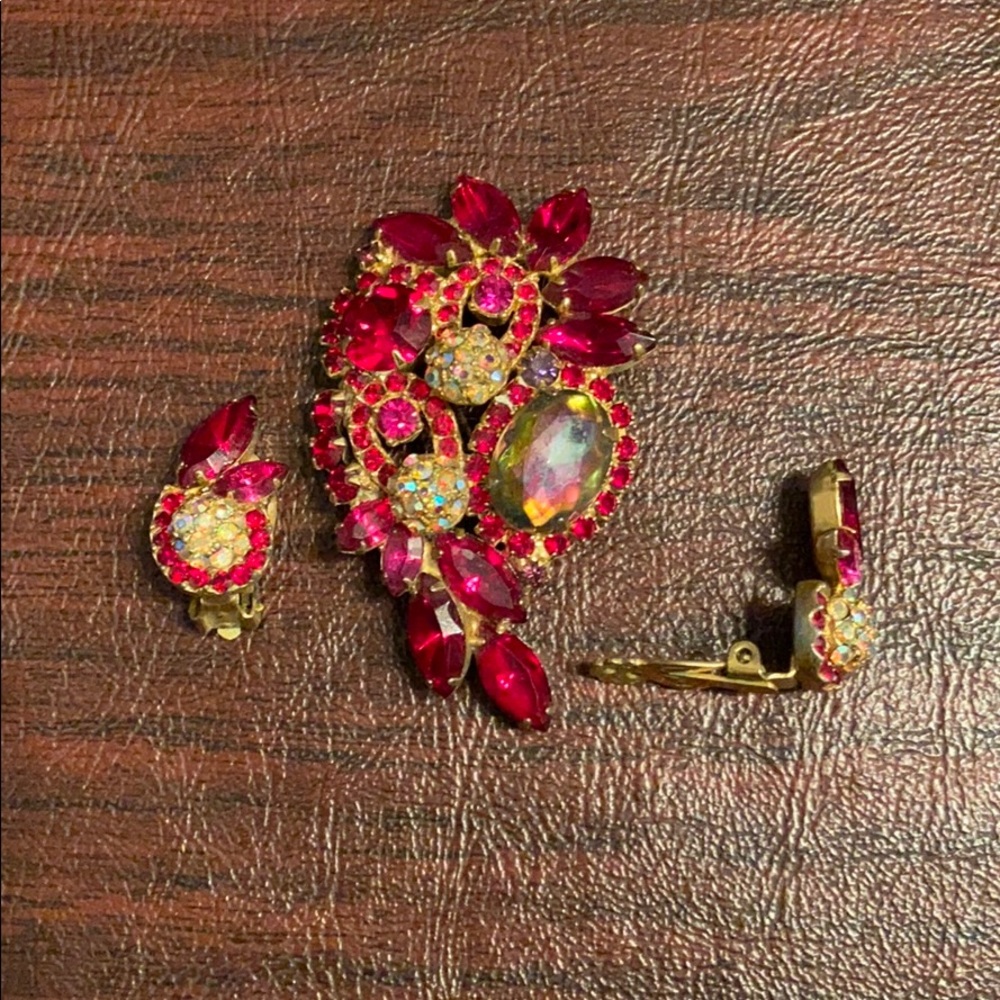 Vintage ruby stone brooch and earrings
